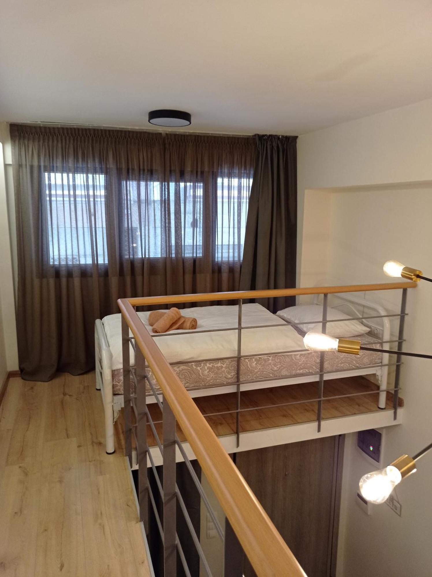 Minimal Two-Floor Apartment Салоники Экстерьер фото